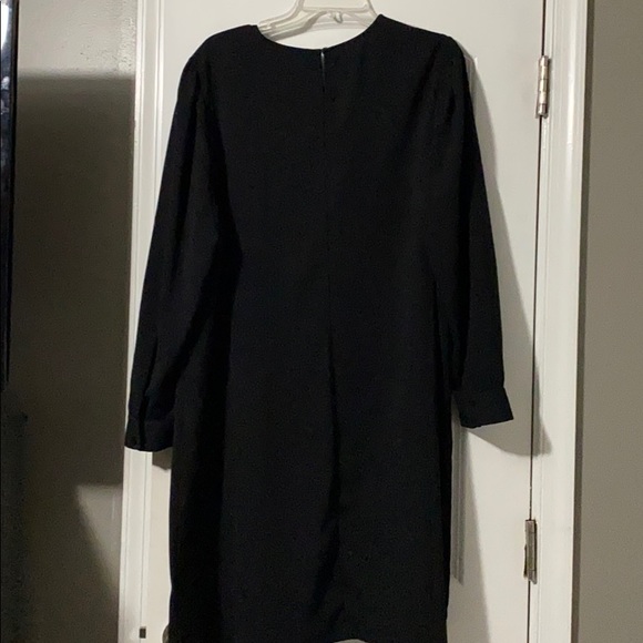 Black dress - Picture 2 of 2